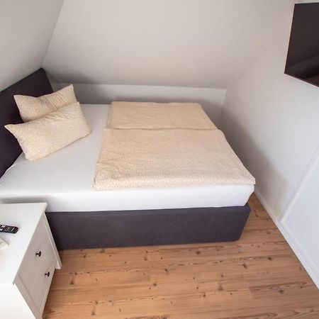 Nb Katharinenviertel Zwei Zimmer Wohnung Neubrandenburg Exterior foto